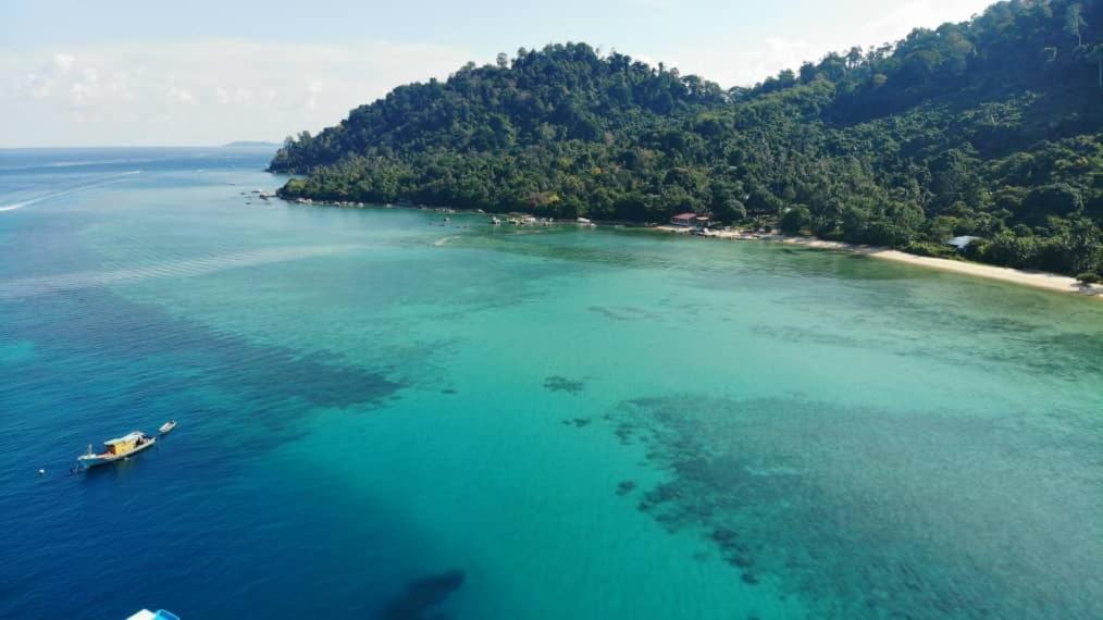 Bungkil Place Hotel Tioman island Exterior photo